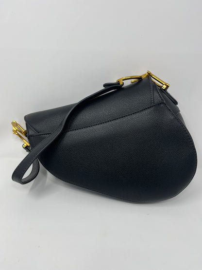 D saddle bag