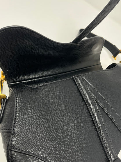 D saddle bag
