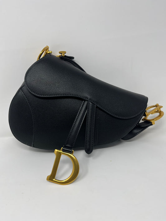 D saddle bag